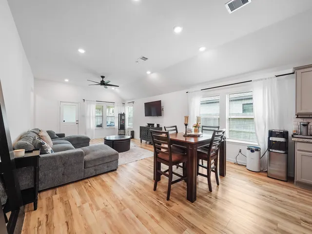 $2,400 | 6210 Glenwick Park Road, Katy, TX 77493