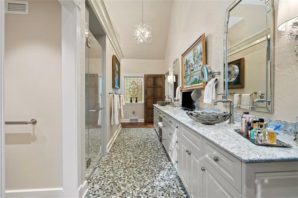 1909 Highgate Road Pittsburgh, PA 15241 - Photo 24 of 47 a large kitchen with a double vanity sink and a refrigerator