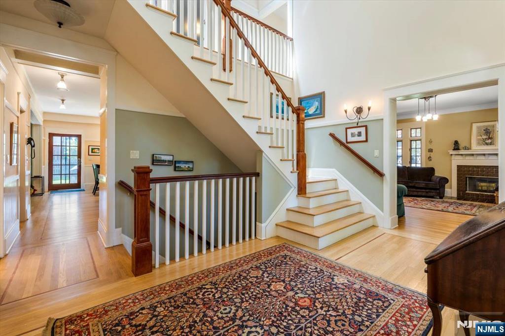 314 Winthrop Road Teaneck, NJ 07666 - Photo 6 of 49