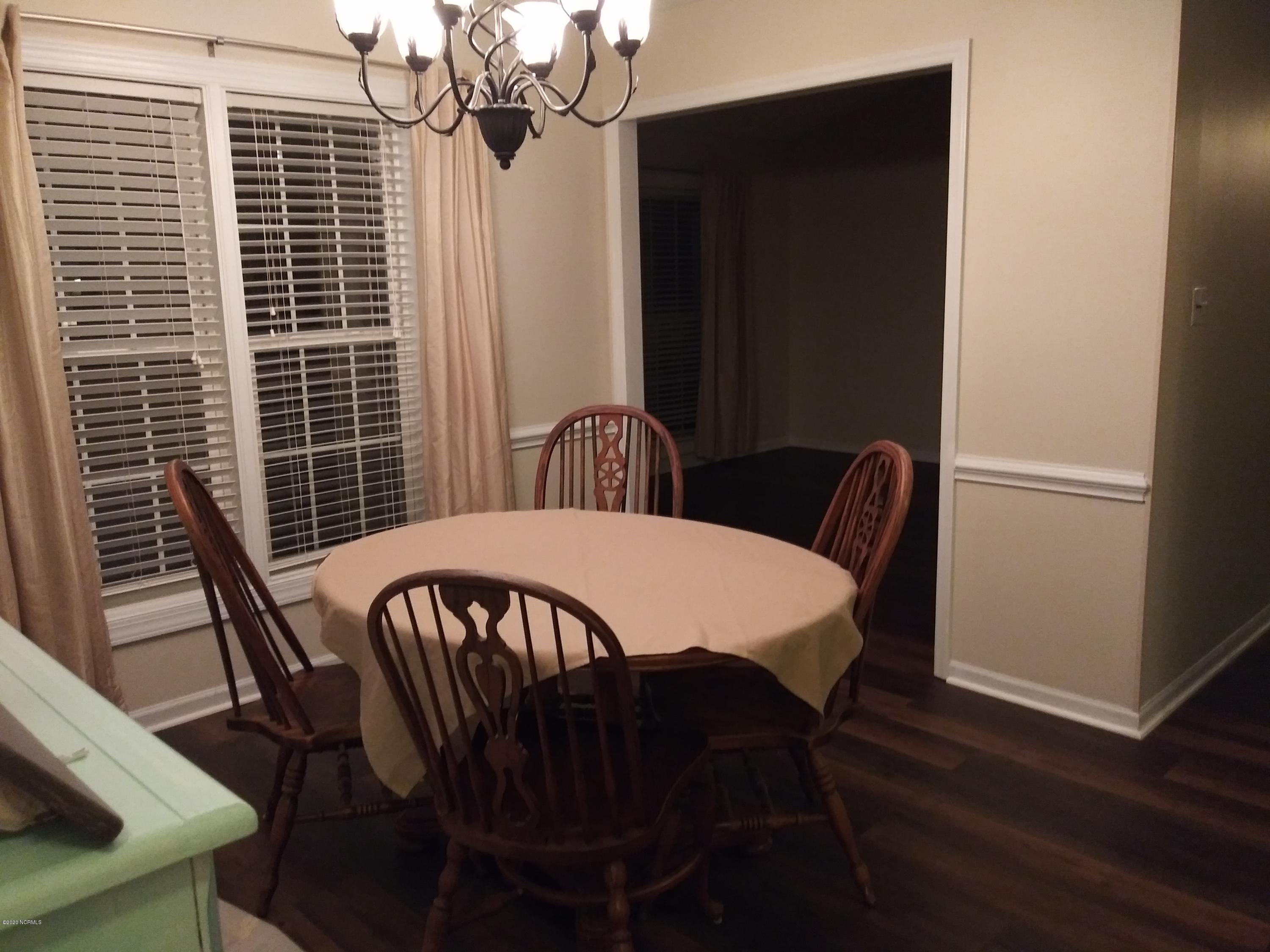 279 Raintree Road Jacksonville, NC 28540 - Photo 7 of 22 20200628_210547