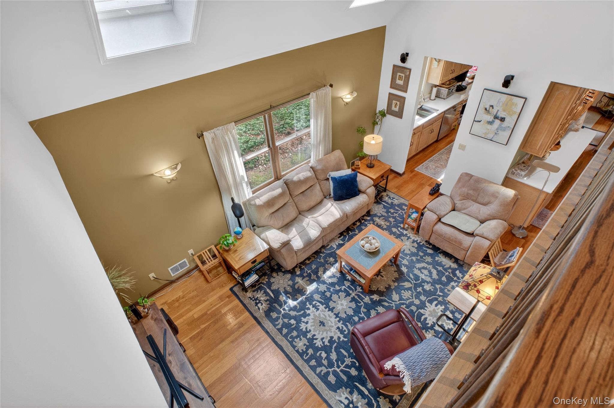 256 Overlook Road Poughkeepsie, NY 12603 - Photo 29 of 47 a living room with furniture