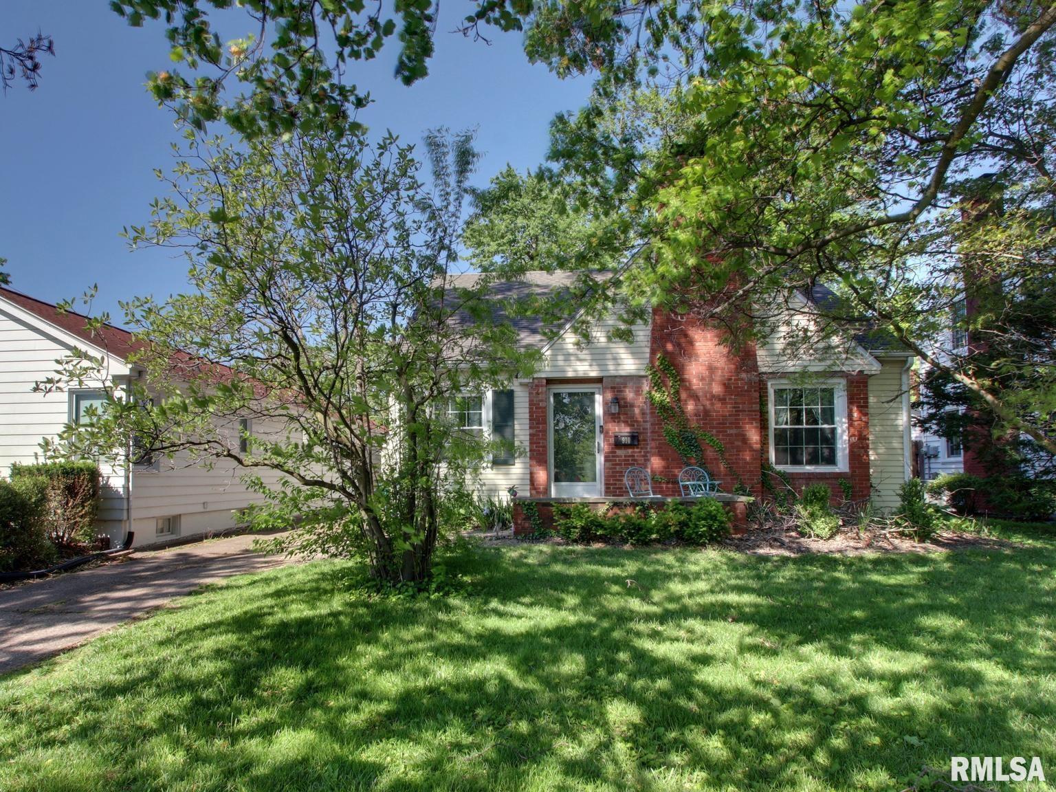 910 South 24th Street Quincy, IL 62301 - Photo 2 of 31