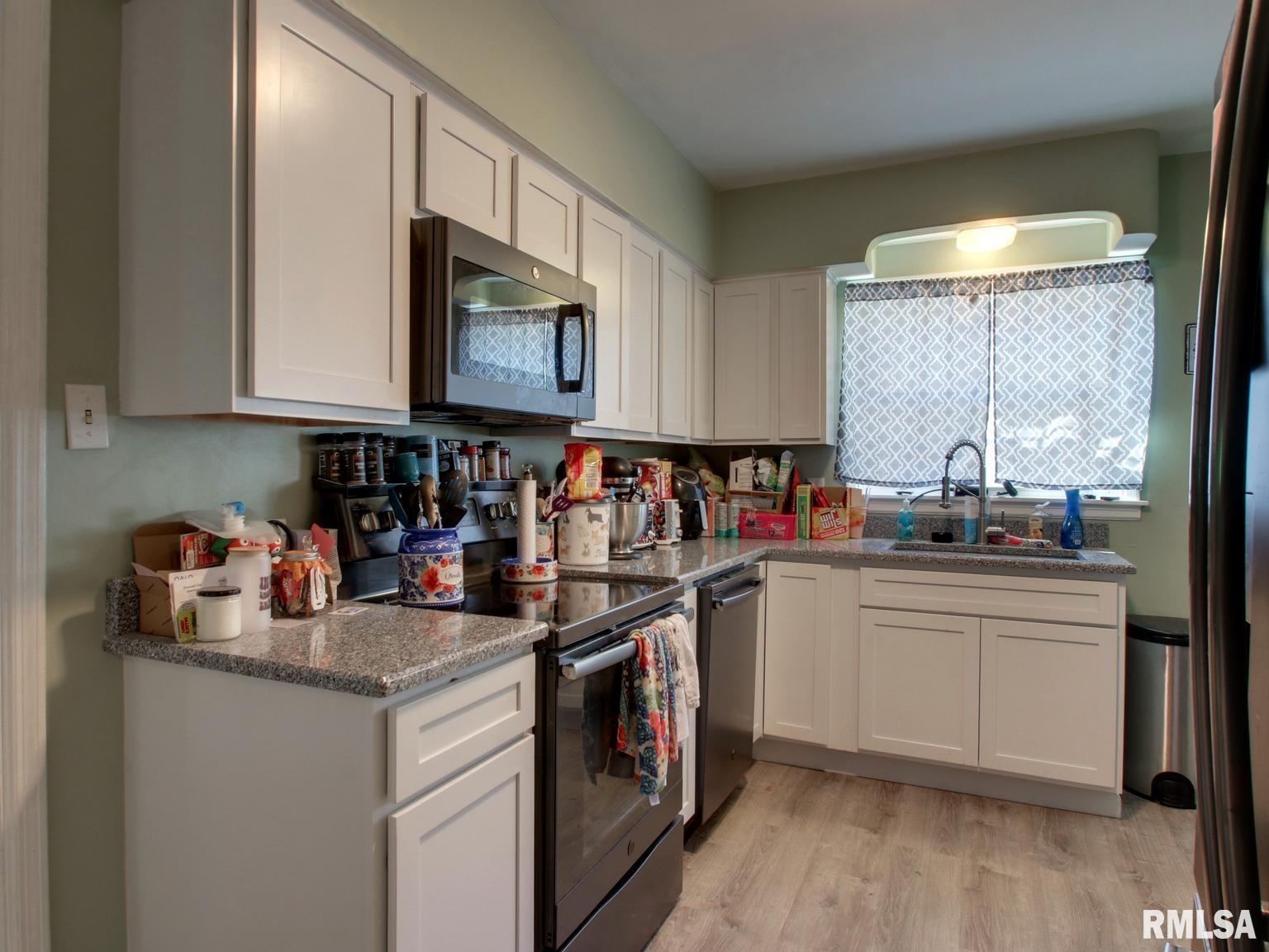 910 South 24th Street Quincy, IL 62301 - Photo 5 of 31