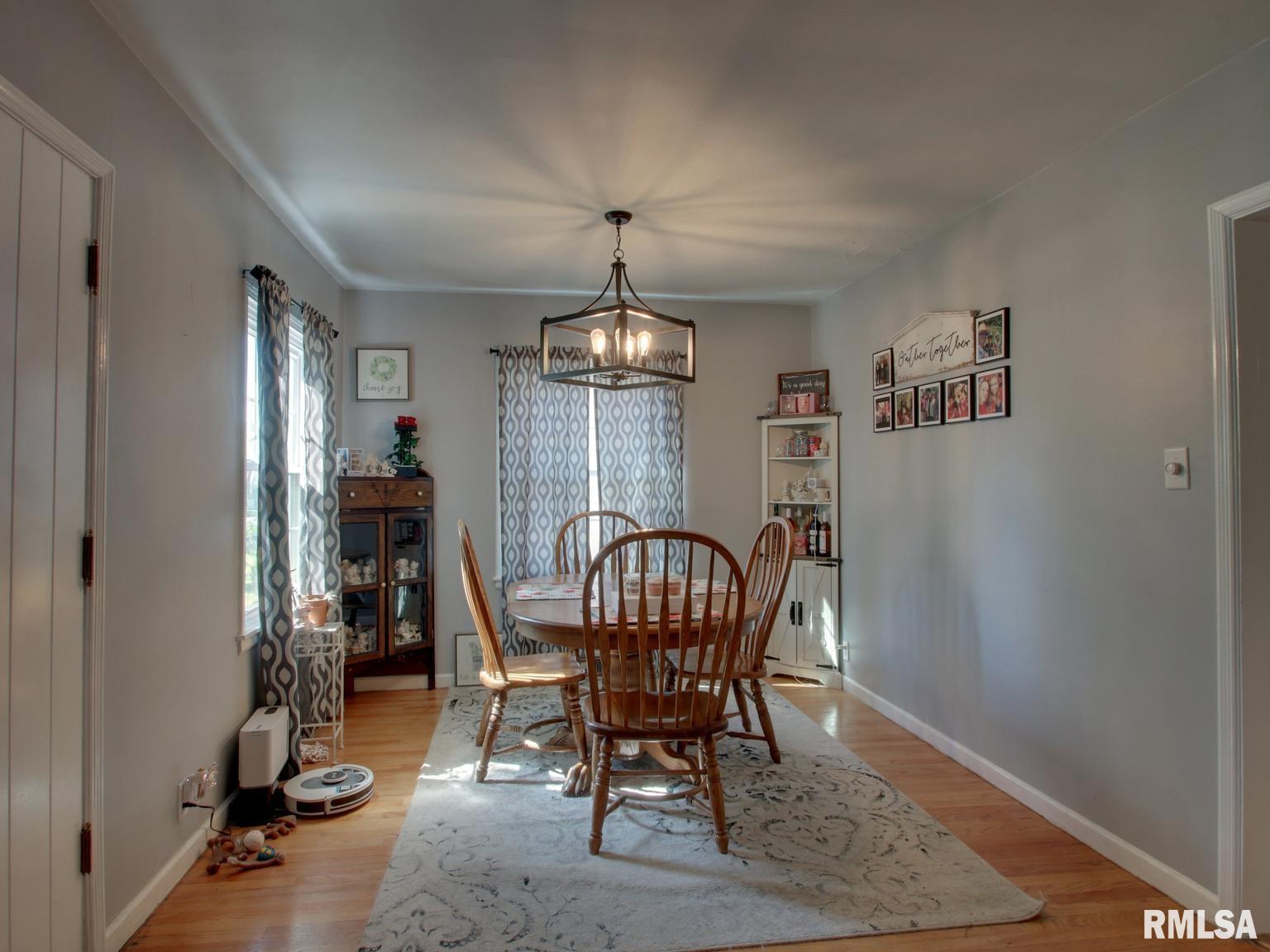 910 South 24th Street Quincy, IL 62301 - Photo 6 of 31