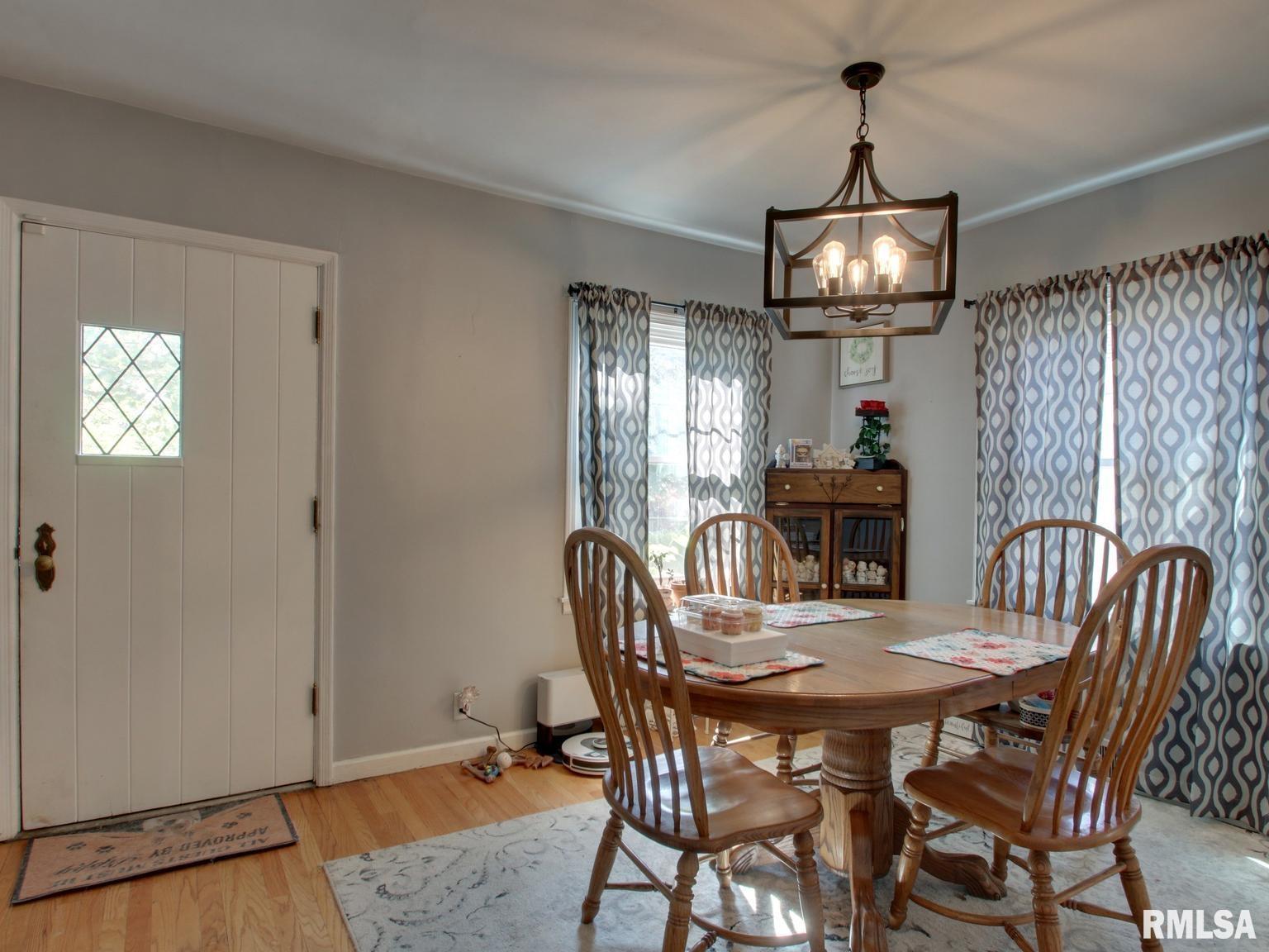 910 South 24th Street Quincy, IL 62301 - Photo 7 of 31