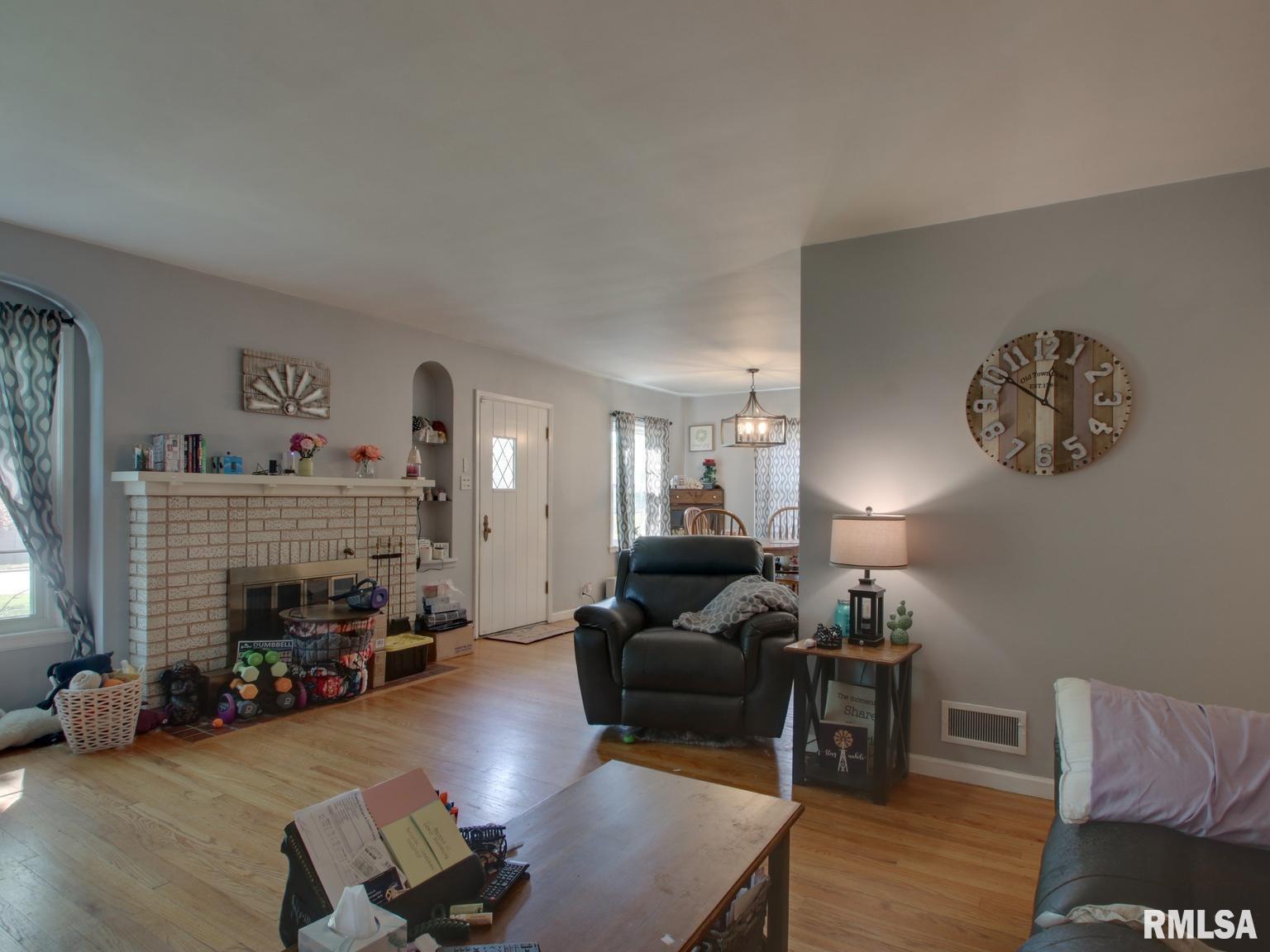 910 South 24th Street Quincy, IL 62301 - Photo 10 of 31