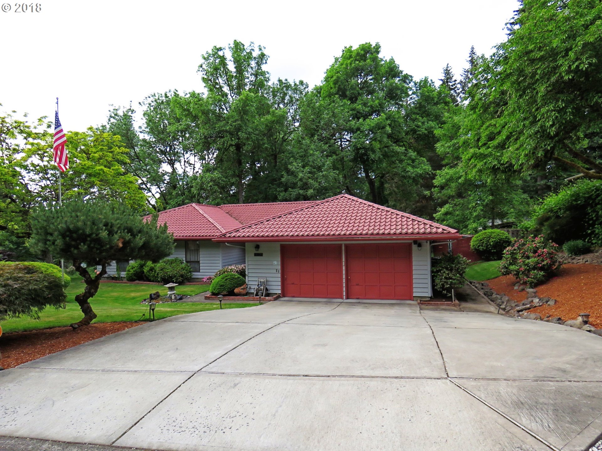 14175 Southwest Hargis Road Beaverton, OR 97008 - Photo 23 of 25 Gallery Image 23