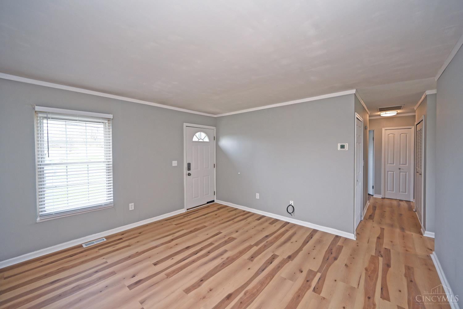 11992 Pippin Road Cincinnati, OH 45231 - Photo 7 of 28 Gallery Image 7