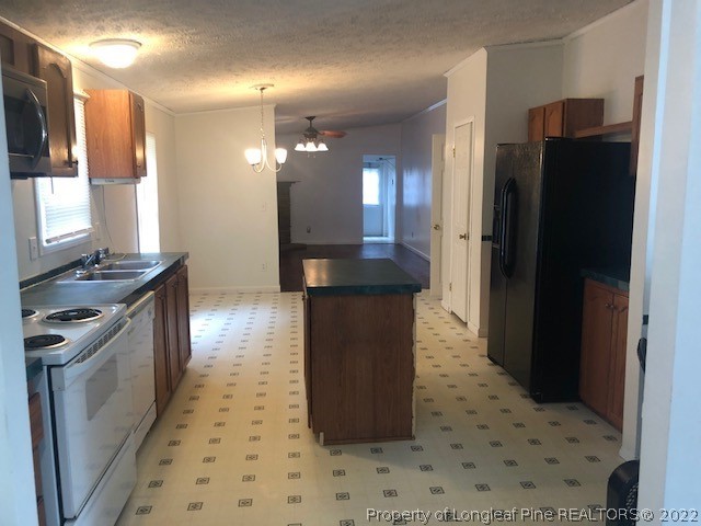 4930 Legion Road Hope Mills, NC 28348 - Photo 7 of 24 Gallery Image 7