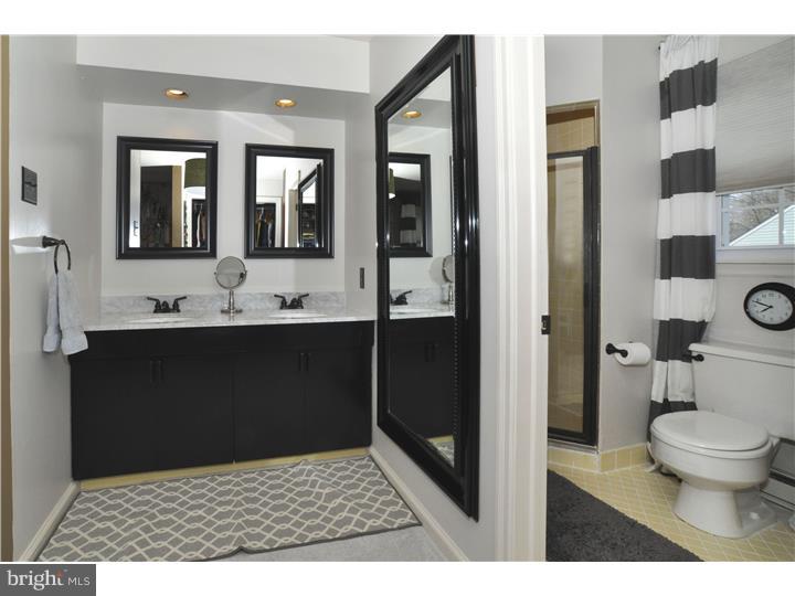 515 Woodcrest Road Huntingdon Valley, PA 19006 - Photo 16 of 25 Master Bathroom