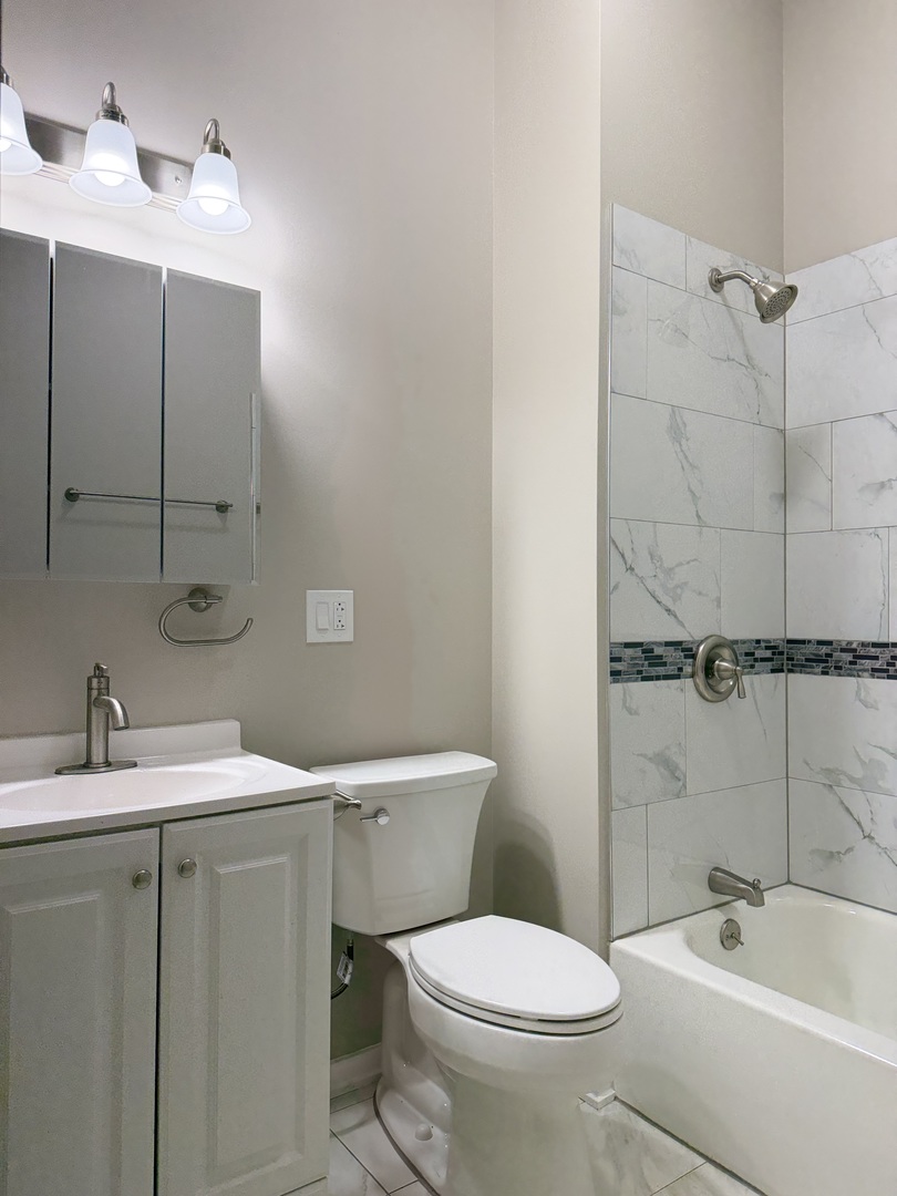 22 North Pulaski Road, Unit 1R Chicago, IL 60624 - Photo 16 of 22