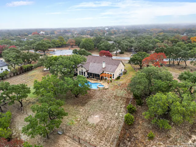 $1,050,000 | 122 Lantana Cerro, Spring Branch, TX 78070