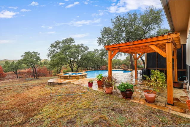 $1,050,000 | 122 Lantana Cerro, Spring Branch, TX 78070