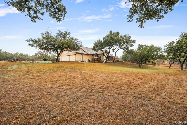 $1,050,000 | 122 Lantana Cerro, Spring Branch, TX 78070