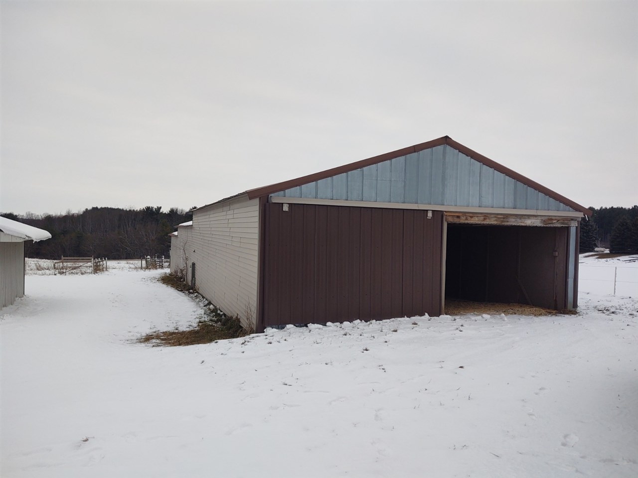 16253 Best Road Davis, IL 61019 - Photo 19 of 25 a front view of house with a fence