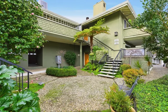 $1,449,000 | 130 Lyell Street, Los Altos, CA 94022