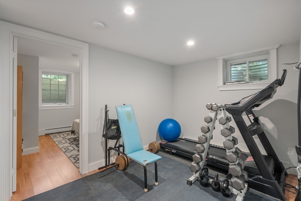 10 Auburn Road Wellesley, MA 02481 - Photo 28 of 34