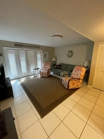 $1,900 | 440 Park Avenue, Unit Q, St. Simons Island, GA 31522