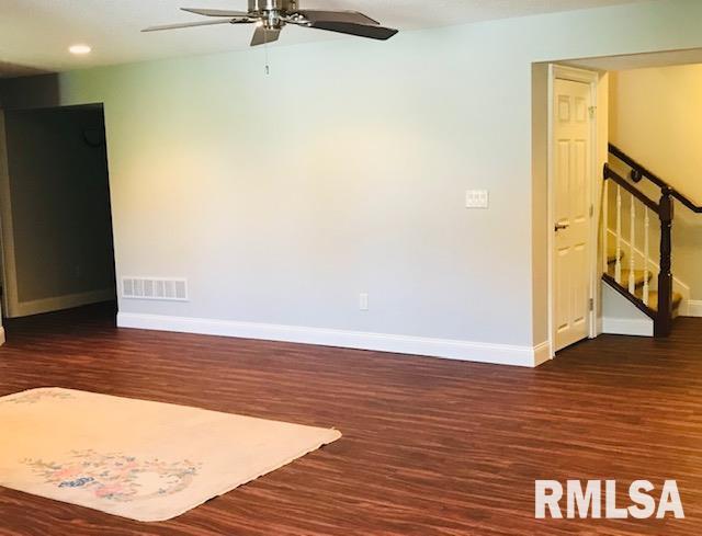 501 Kevin Road Blue Grass, IA 52726 - Photo 24 of 33 Gallery Image 24