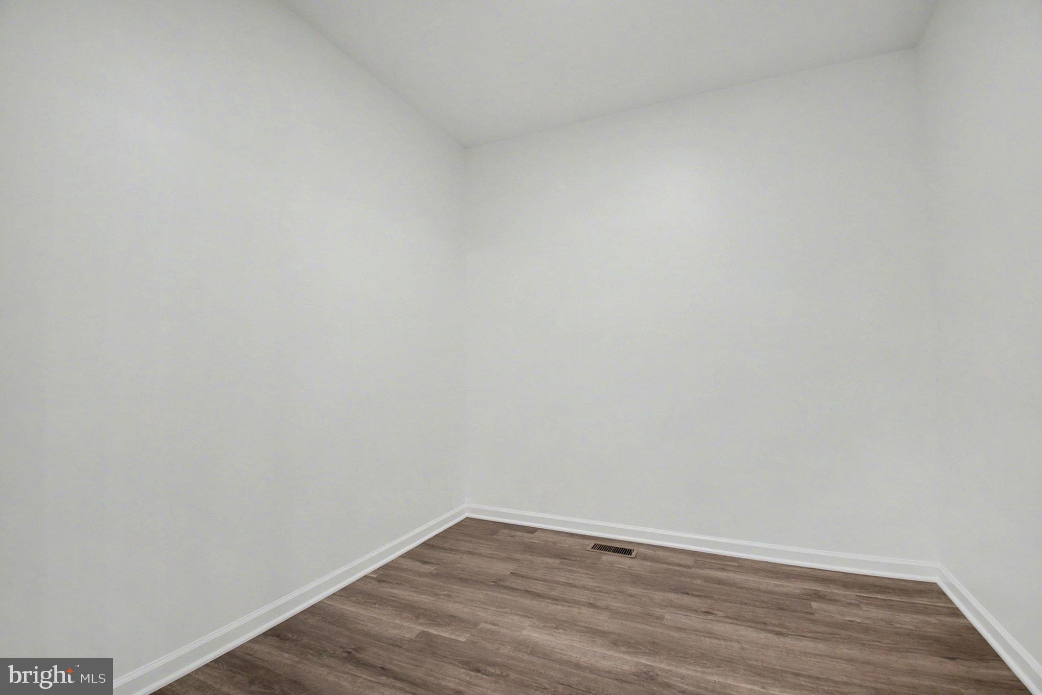 7253 Blackwell Road Warrenton, VA 20187 - Photo 21 of 41 Spacious blank canvas for creativity.