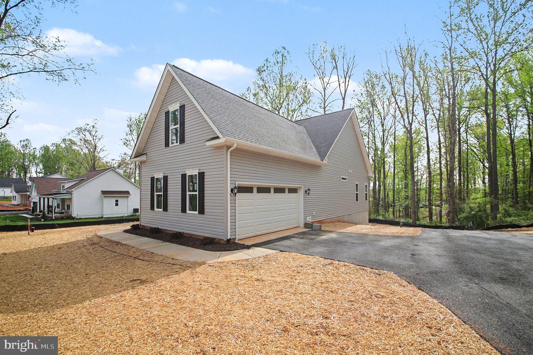 7253 Blackwell Road Warrenton, VA 20187 - Photo 40 of 41 Charming home nestled in nature's embrace.
