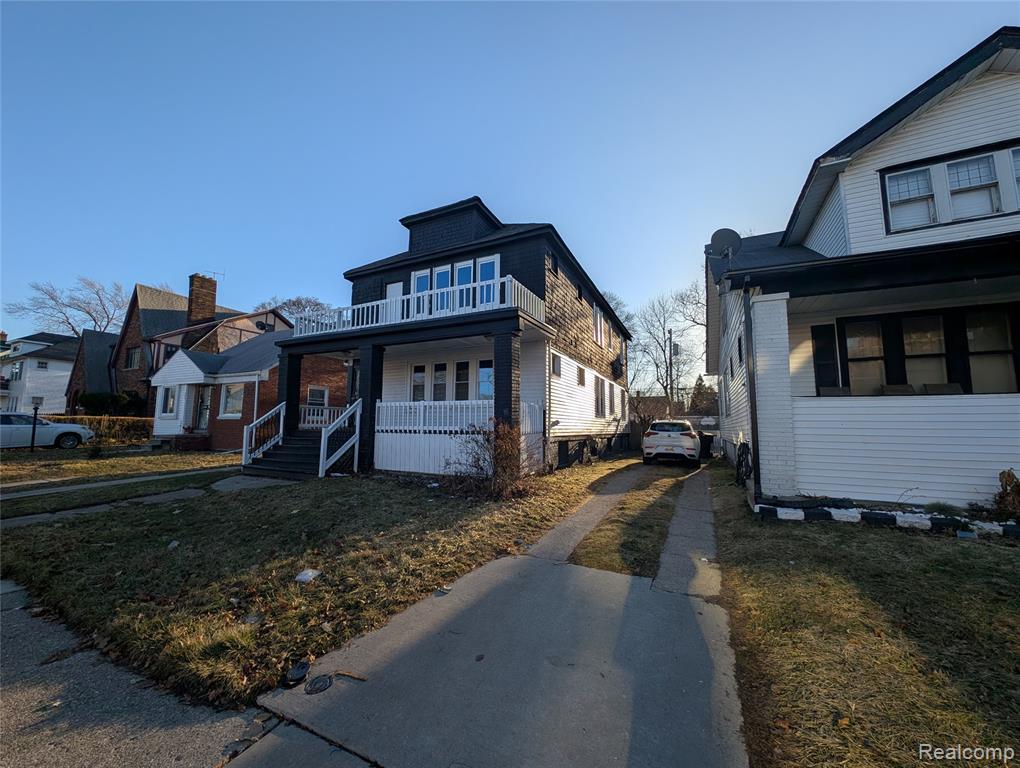 369 Newport Street Detroit, MI 48215 - Photo 2 of 32