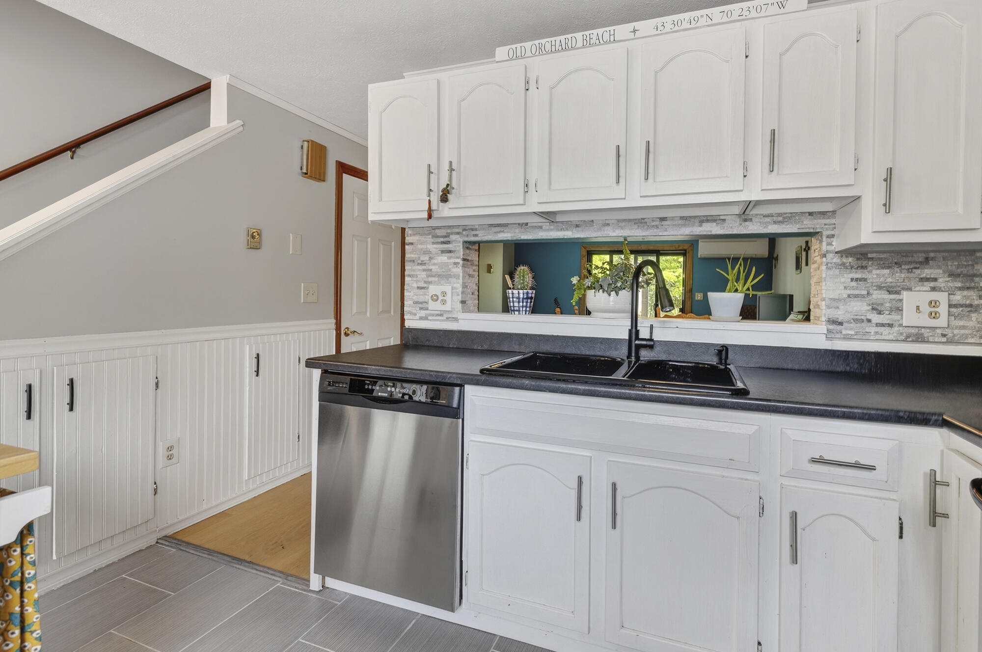 125 Portland Avenue, Unit 24 Old Orchard Beach, ME 04064 - Photo 17 of 35 16_ 125 Portland Ave#24_W5