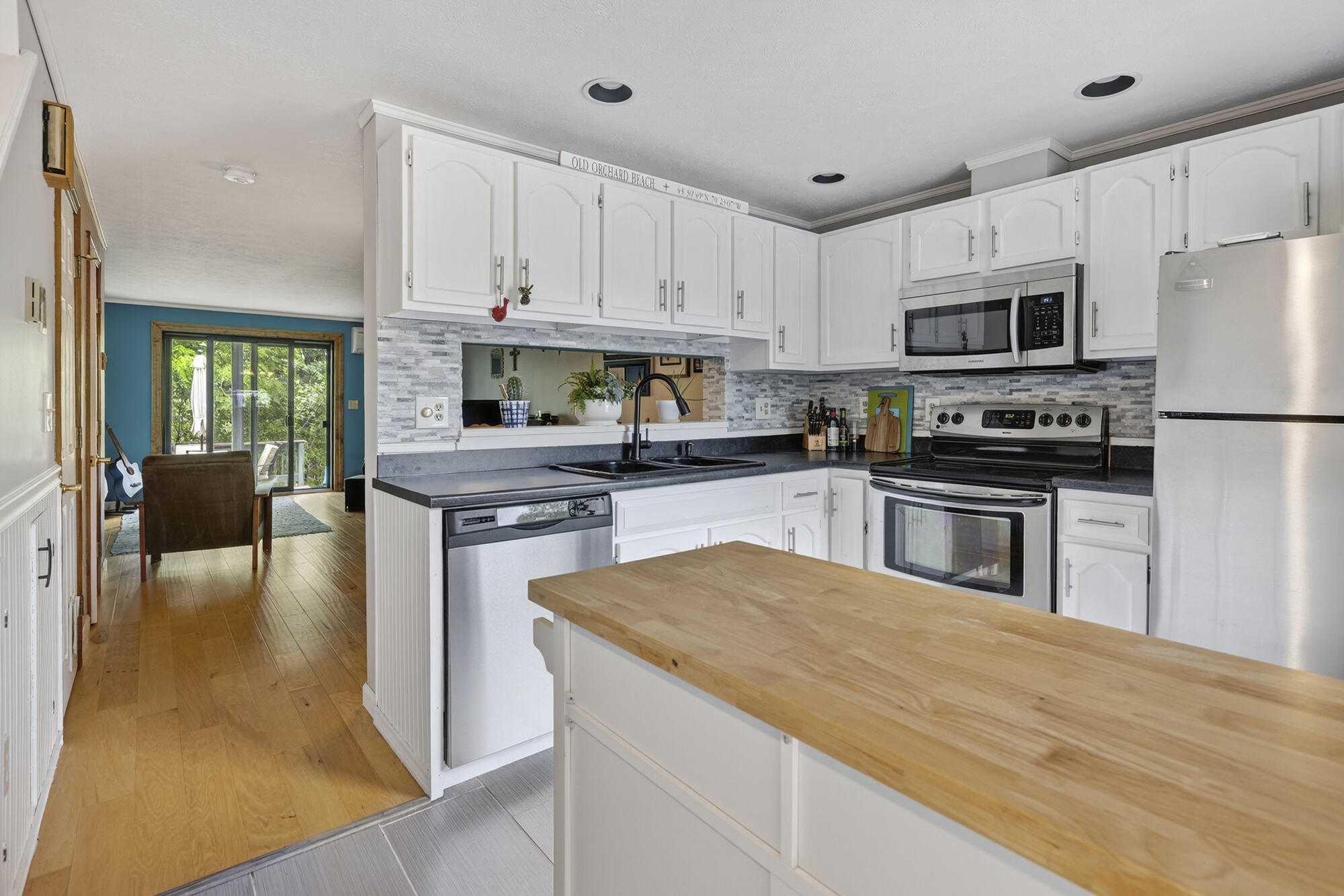 125 Portland Avenue, Unit 24 Old Orchard Beach, ME 04064 - Photo 5 of 35 14_ 125 Portland Ave#24_W5