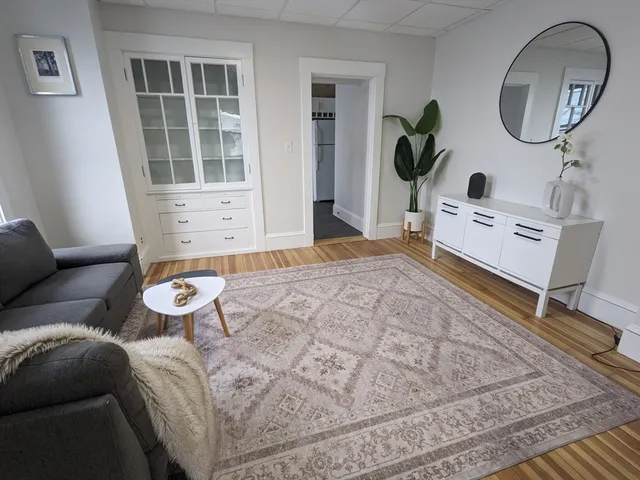 $2,875 | 36 Leyden Street, Unit 2, Boston, MA 02128