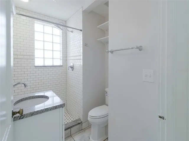 $1,250 | 2808 Clinton Street South, Unit E, Gulfport, FL 33707