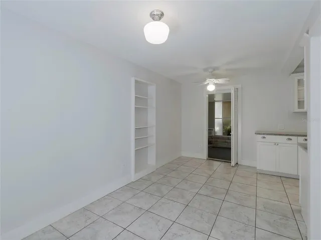 $1,250 | 2808 Clinton Street South, Unit E, Gulfport, FL 33707