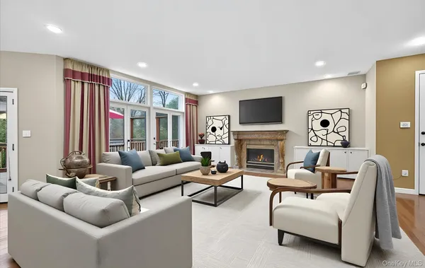 $995,000 | 9 Oxford Court, Wheatley Heights, NY 11798