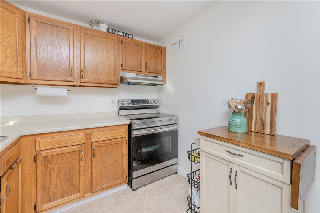 342 Fox Run Gates, NY 14606 - Photo 14 of 39