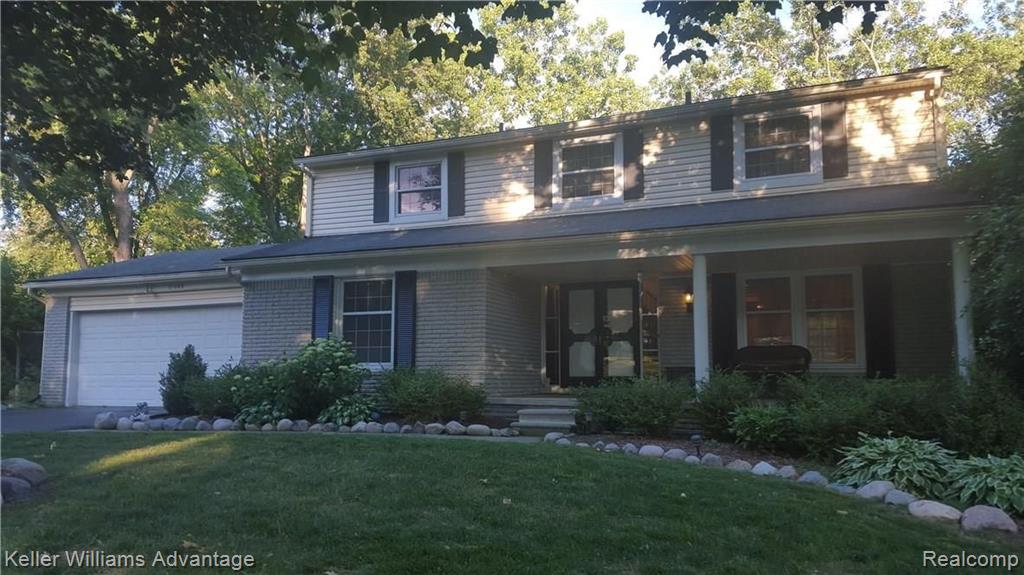 31000 Oak Valley Drive Farmington Hills, MI 48331 - Photo 1 of 19