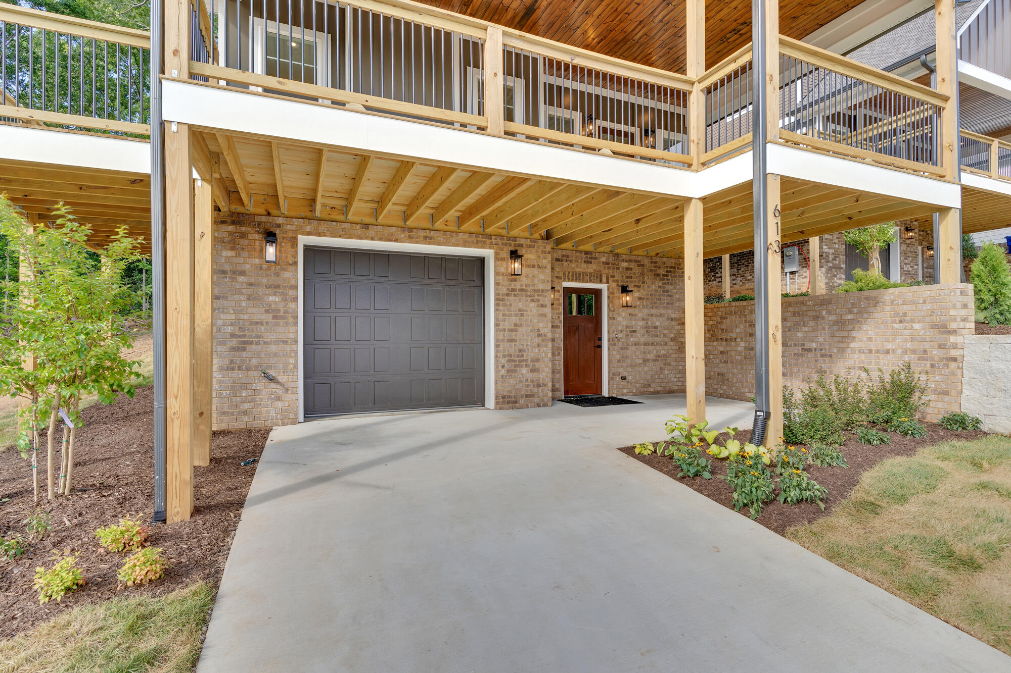 613 West View Road Chattanooga, TN 37415 - Photo 38 of 44 613-West-View-Rd-MLS-Photos-44