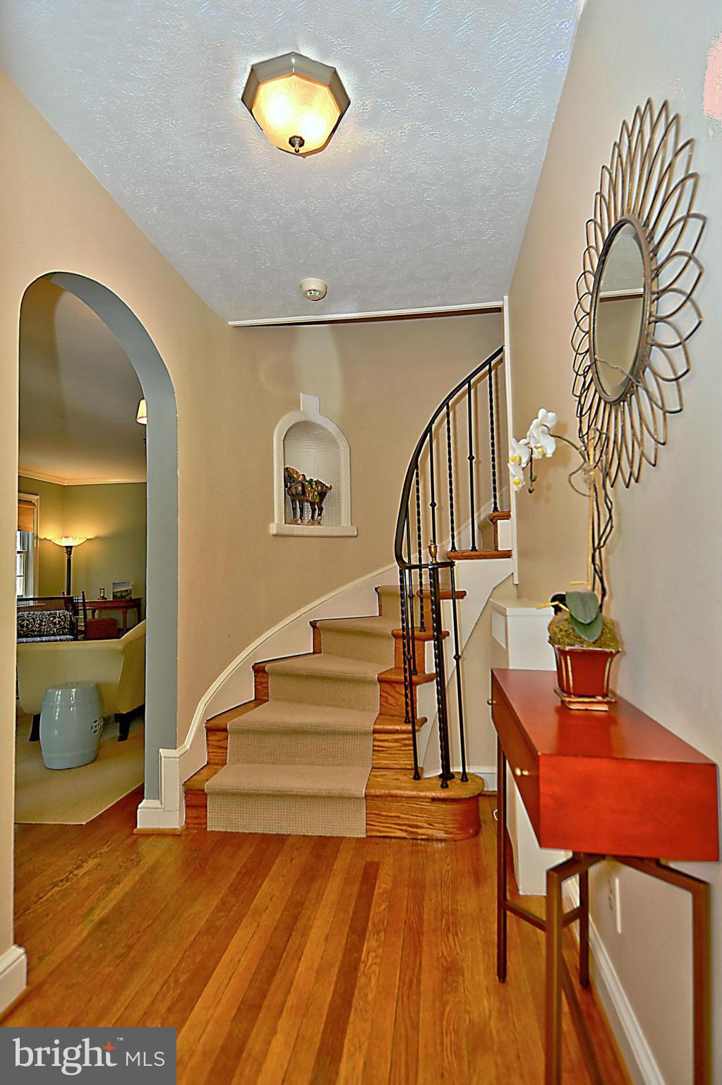 6428 Barnaby Street Northwest Washington, DC 20015 - Photo 4 of 30 Entry w curved staircase w niche