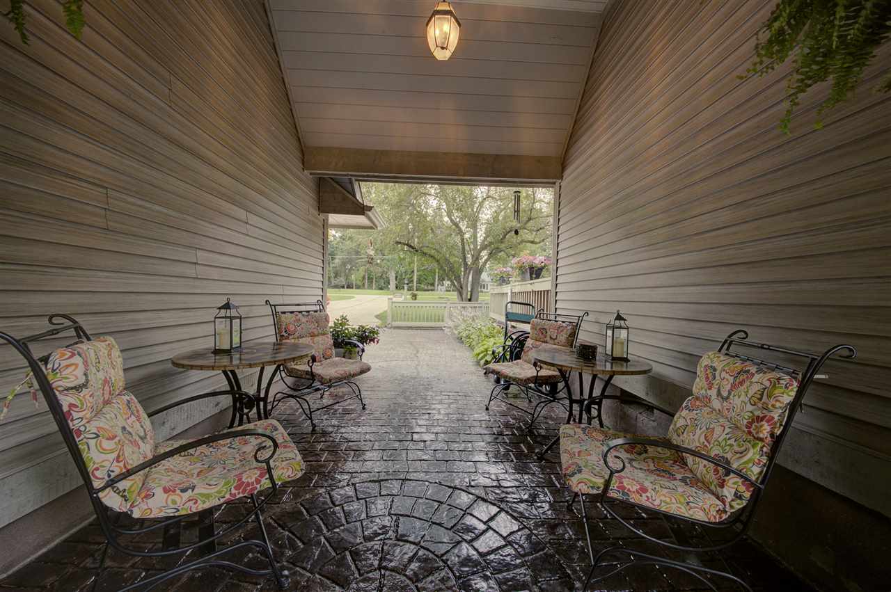 721 East River Road Flushing, MI 48433 - Photo 7 of 62