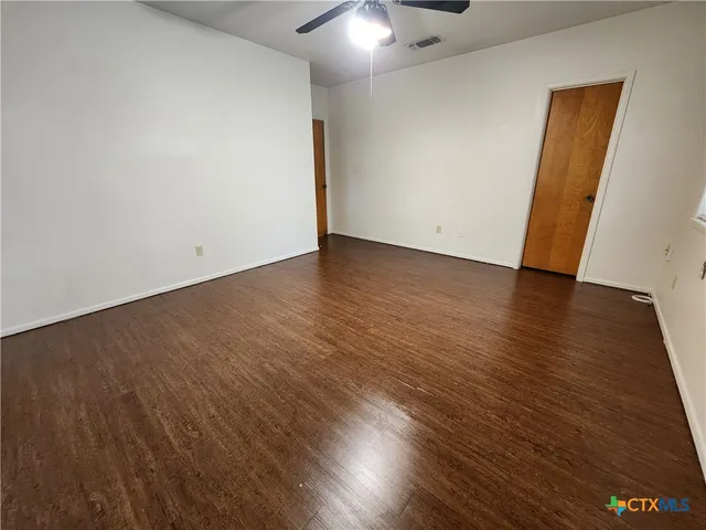 $1,295 | 1274 Hillcrest Drive, New Braunfels, TX 78130