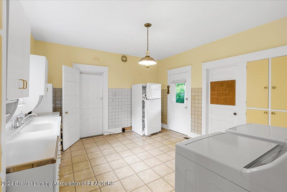 408 South Cochran Road Charlotte, MI 48813 - Photo 20 of 56 31-Media Jett - 31