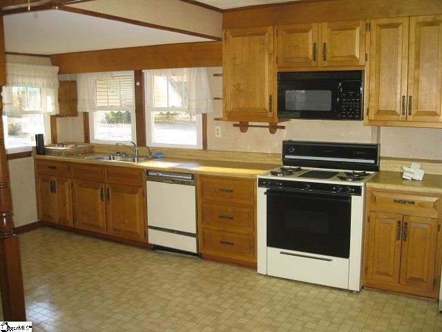 106 Rodgers Road Greer, SC 29650 - Photo 19 of 27 Gallery Image 19
