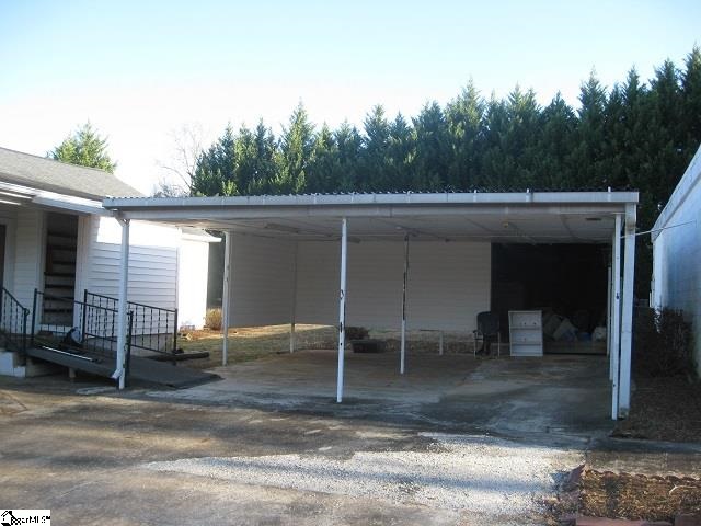 106 Rodgers Road Greer, SC 29650 - Photo 6 of 27 Gallery Image 6