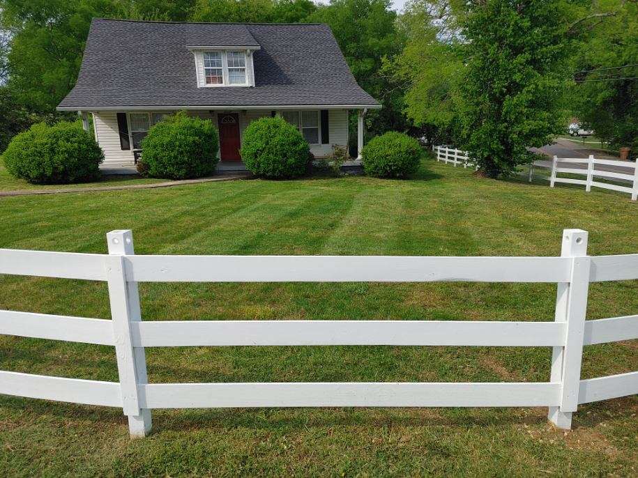 2009 Jones Circle Nashville, TN 37207 - Photo 9 of 18 a view of a house with a yard and plants