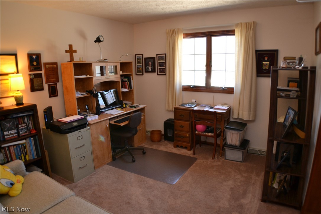 14209 East Bagley Road Cleveland, OH 44130 - Photo 21 of 34 Gallery Image 21
