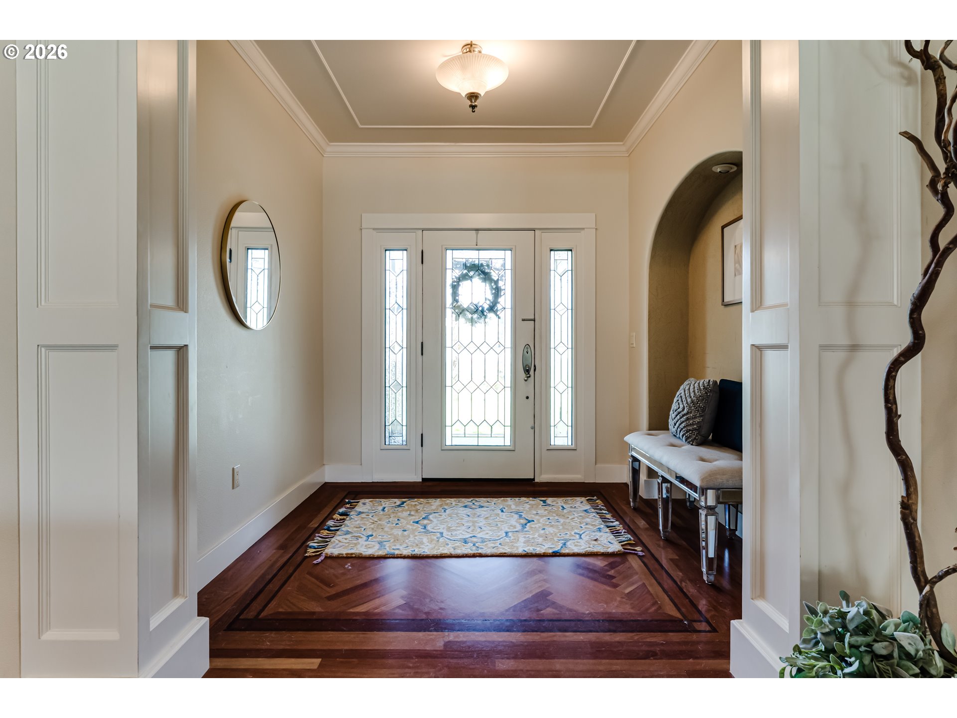 34386 Mathews Road Eugene, OR 97405 - Photo 25 of 48 a view of entryway with wooden floor