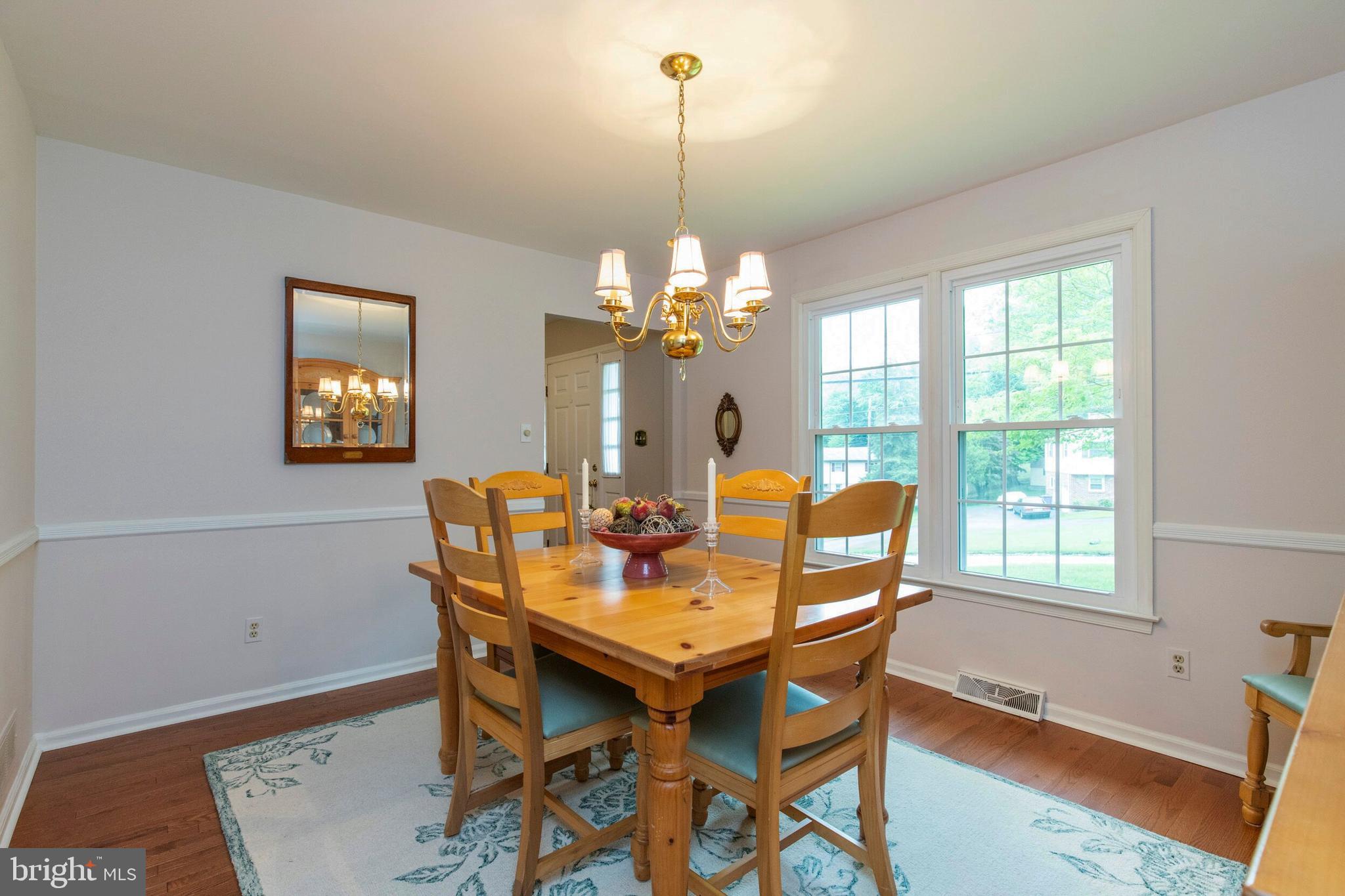 212 Glen Riddle Road Media, PA 19063 - Photo 11 of 36 Dining room