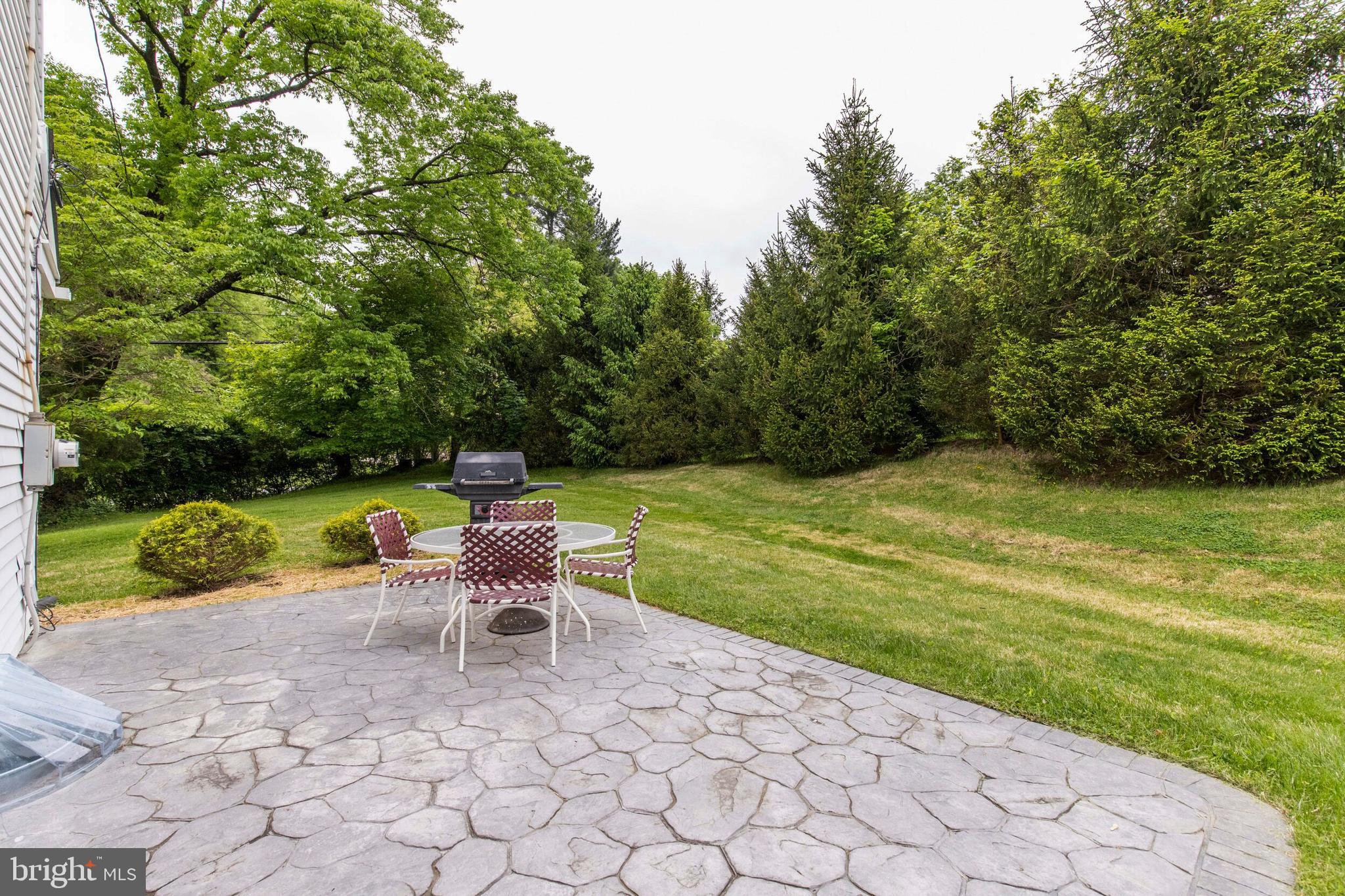 212 Glen Riddle Road Media, PA 19063 - Photo 4 of 36 Side patio