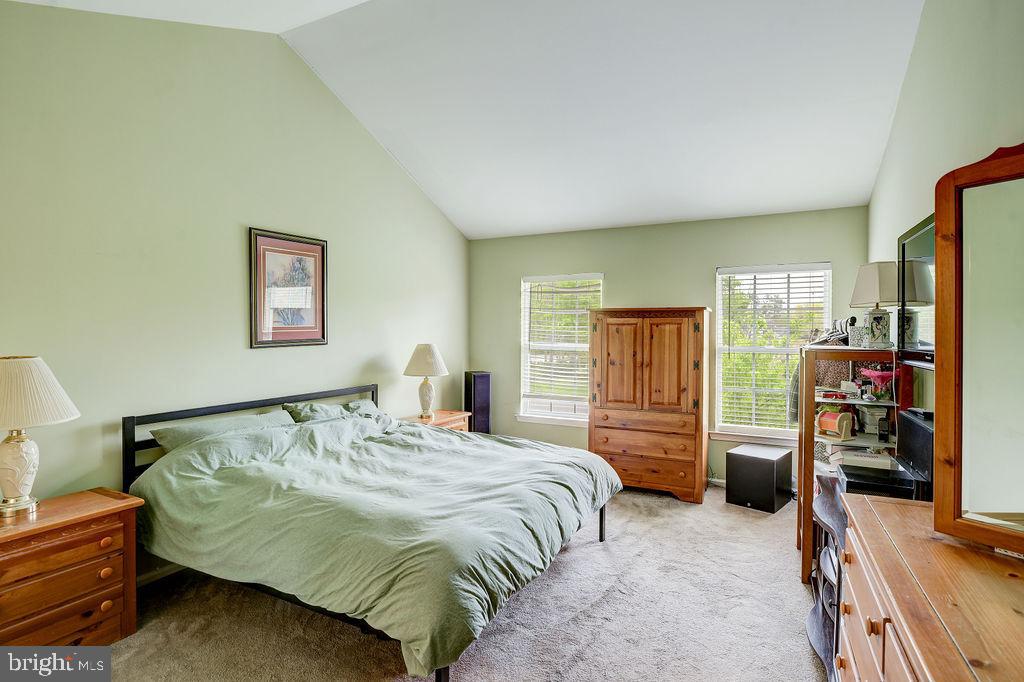 352 Freehold Road Jackson, NJ 08527 - Photo 21 of 35 Primary Bedroom
