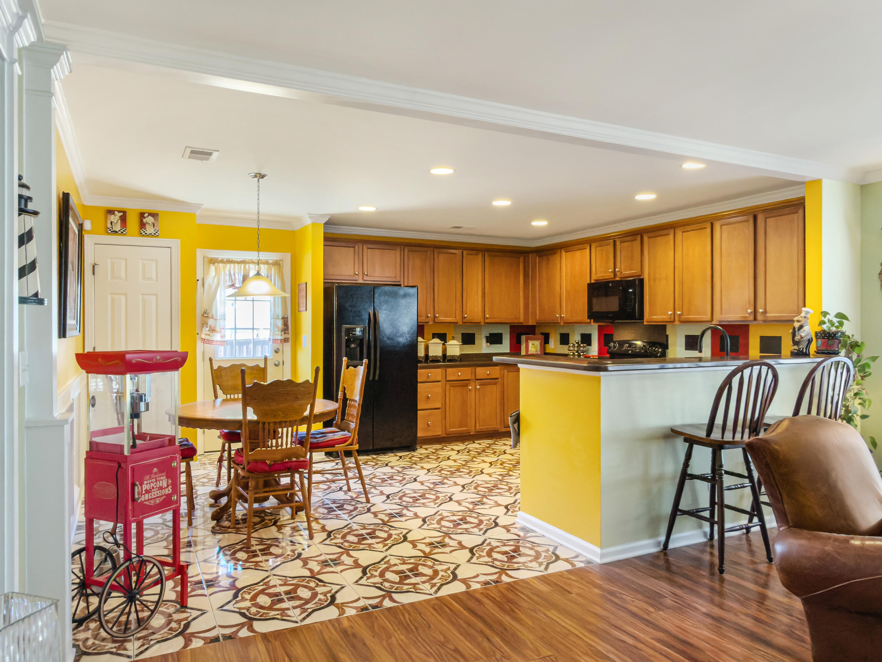 408 Lakewind Drive Moncks Corner, SC 29461 - Photo 23 of 33 Photo Jan 29 2026, 11 15 55 AM