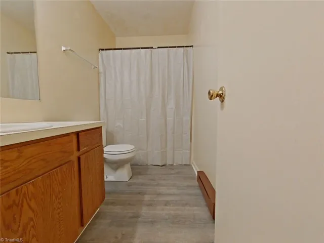 $850 | 727 South Scientific Street, High Point, NC 27260