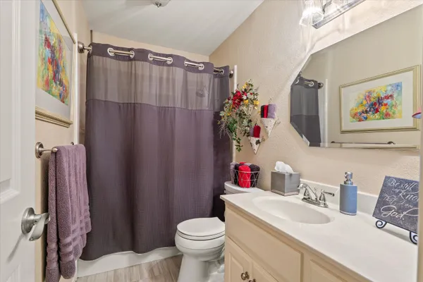 $250,000 | 104 Beech Circle, Levelland, TX 79336